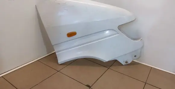 Mercedes-Benz Sprinter W901 W902 W903 W904 Fender