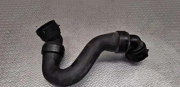 Opel Meriva B Engine coolant pipe/hose