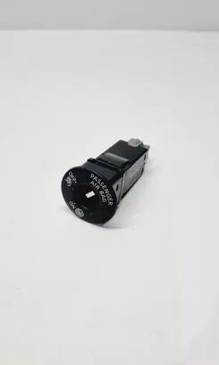 Nissan Pulsar Passenger airbag on/off switch 255854GA0A