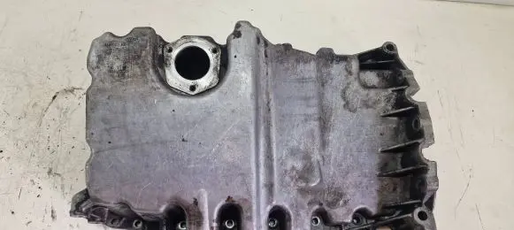 Volkswagen PASSAT B6 Oil sump 03G103603