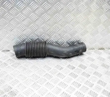 Air intake hose/pipe