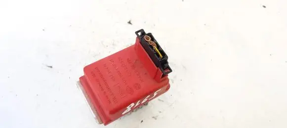 Volkswagen PASSAT B5 Heater blower motor/fan resistor 1J0907521 5DS00646701