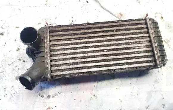 Ford C-MAX II Intercooler radiator t7052003 cz10.03.11