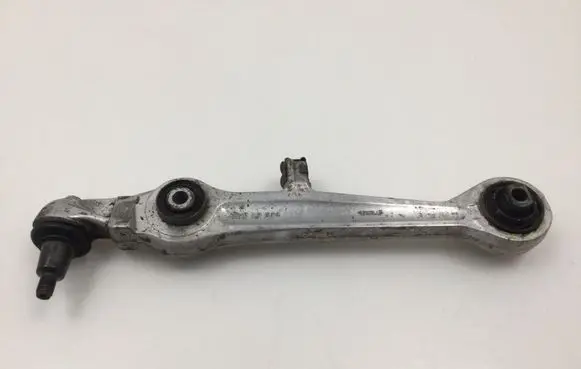 Front lower control arm/wishbone
