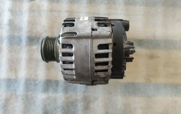 Volkswagen Caddy Generator/alternator