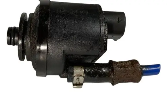 BMW 3 E90 E91 Fuel filter heater 7788702 13327788702