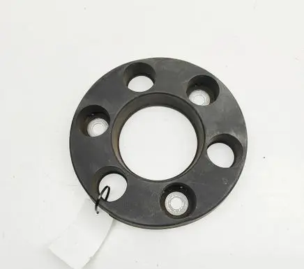 Iveco Daily 6th gen R20 wheel hub/cap/trim 5801804152