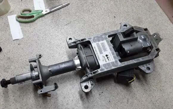 Jaguar S-Type Steering wheel axle set 2W933C529AK