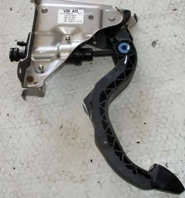 Clutch pedal