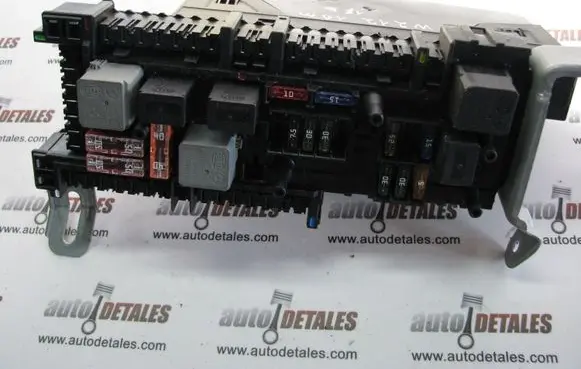 Mercedes-Benz E W212 SAM control unit A2129004201