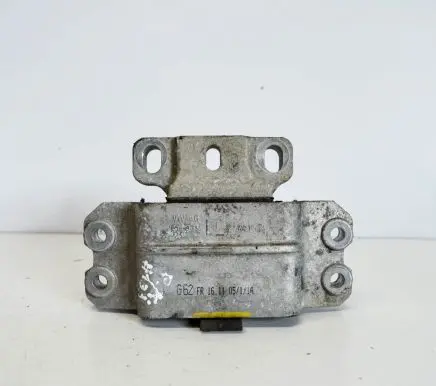 Volkswagen Golf V Engine mount bracket 1K0199555N