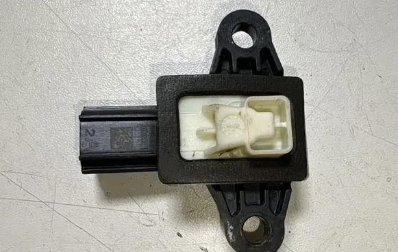 Ford Mustang V Airbag deployment crash/impact sensor CT4314C676AA
