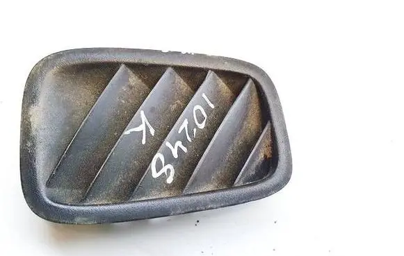 Hyundai Trajet Dashboard side air vent grill/cover trim 973833a000 97383-3a000