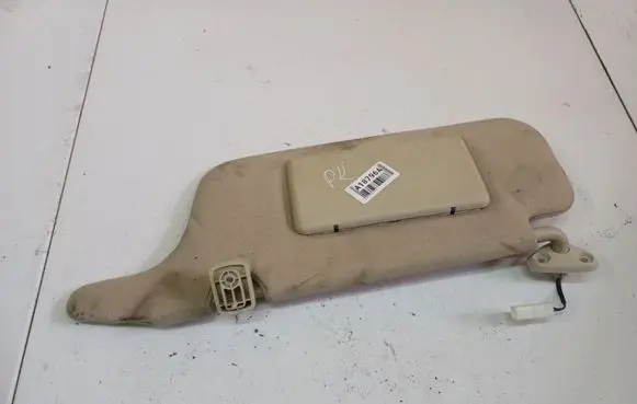 Subaru Legacy Sun visor