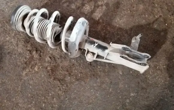 Opel Insignia A Front shock absorber with coil spring