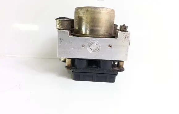 Suzuki Grand Vitara II ABS Pump SK337191 8309371933049 65D2