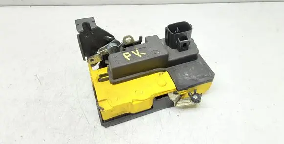 Volvo XC90 Front door lock 