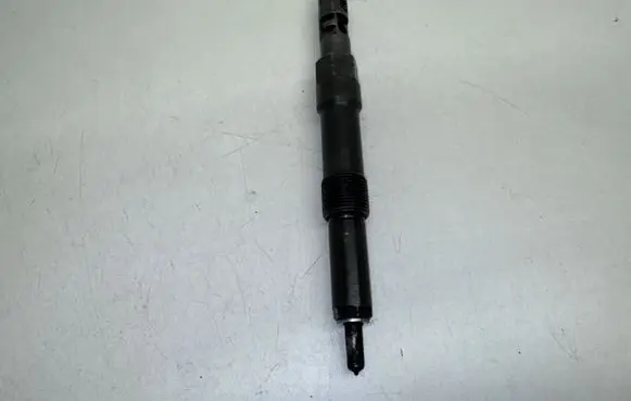 Ford Mondeo Mk III Fuel injector EJDR00801D