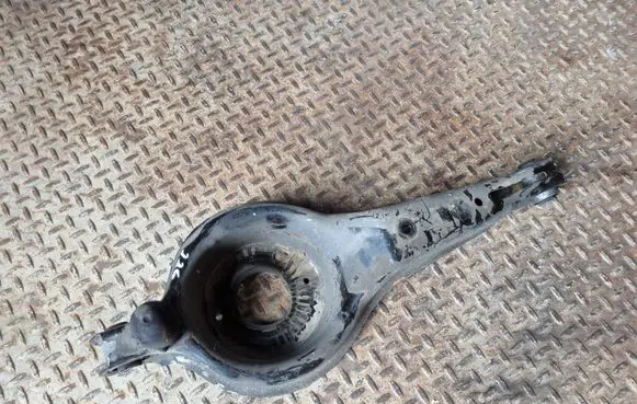 Volvo V40 Rear upper control arm/wishbone