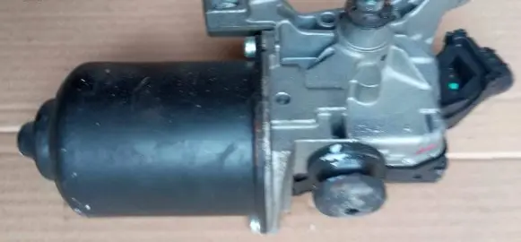 Toyota Corolla Verso E121 Wiper motor 851100F010 MS1592007251 02H01B7439