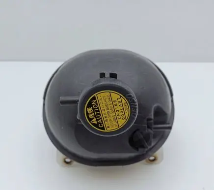 Toyota Avensis T250 Coolant expansion tank/reservoir 164800G020D
