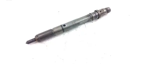 Audi A4 S4 B5 8D Fuel injector 059130201F