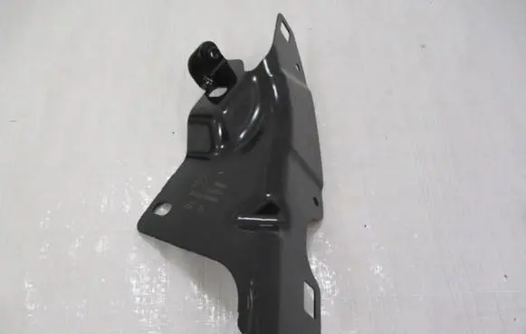 Citroen C3 Aircross Fender mounting bracket YQ00053580
