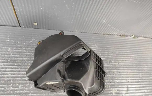BMW 3 E92 E93 Air filter box AD756717502H