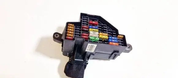 Skoda Octavia Mk2 (1Z) Fuse box set 2061879596