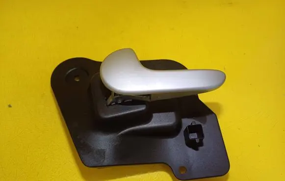 Opel Meriva A Rear door interior handle 13121860