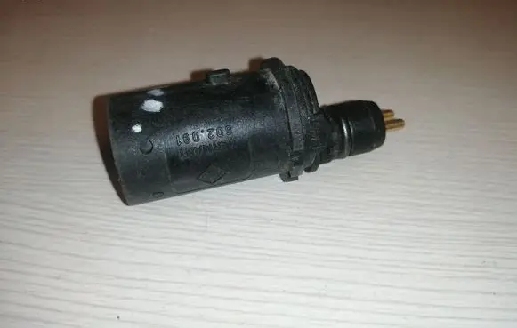 BMW 5 E39 Parking PDC sensor 8352137