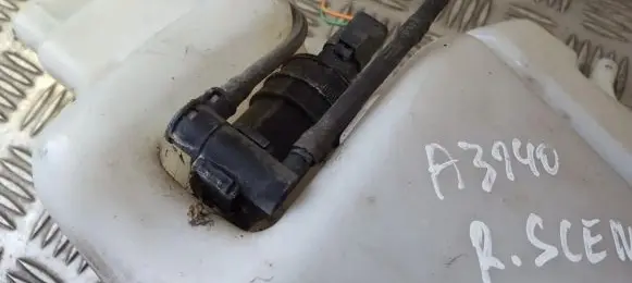 Renault Scenic I Windscreen/windshield washer pump