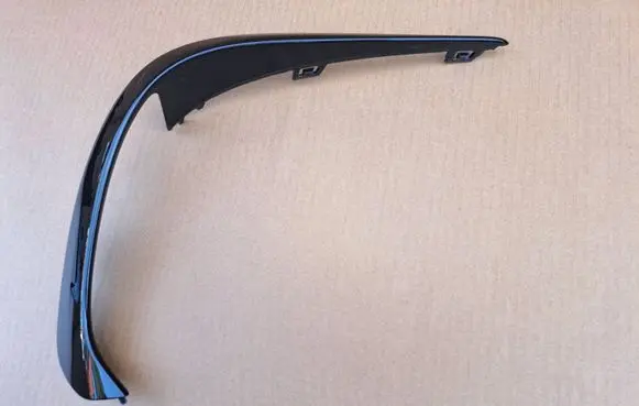 Mercedes-Benz GLC C254 Front bumper splitter molding A2548857803