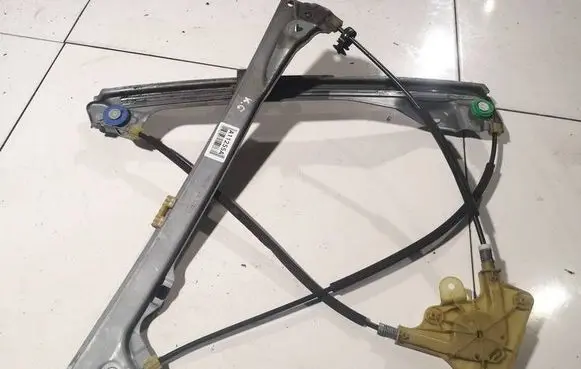 Renault Laguna III Sliding door window regulator with motor 974825102