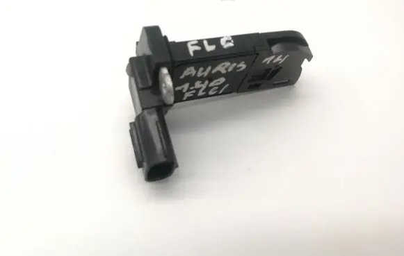 Toyota Auris E180 Mass air flow meter 2220426010