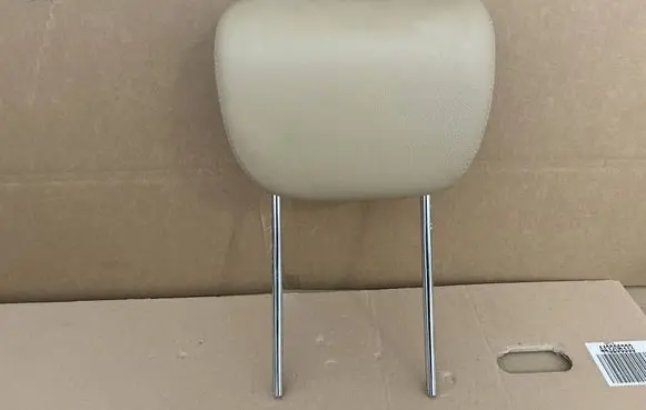 Mercedes-Benz GL X164 Third row seat headrest 