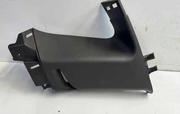 Jeep Grand Cherokee (C) pillar trim 1GP03TRMAC