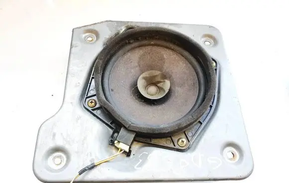Mitsubishi Pajero Front door speaker mr301667