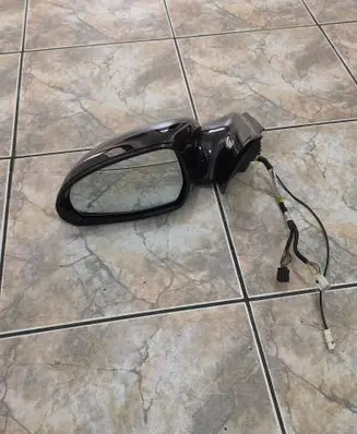 Mercedes-Benz E W214 Front door electric wing mirror A2148103300 A2148104300