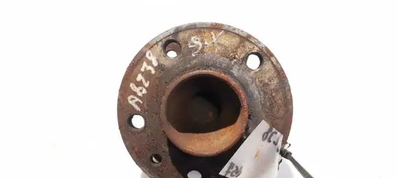 Volvo V70 Rear wheel hub