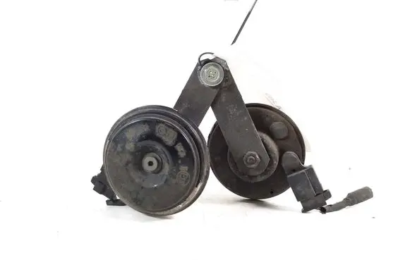 Toyota Prius+ (ZVW40) Horn signal