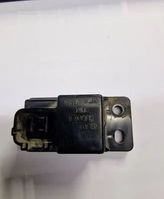 Mazda 6 Window wiper relay 330141091