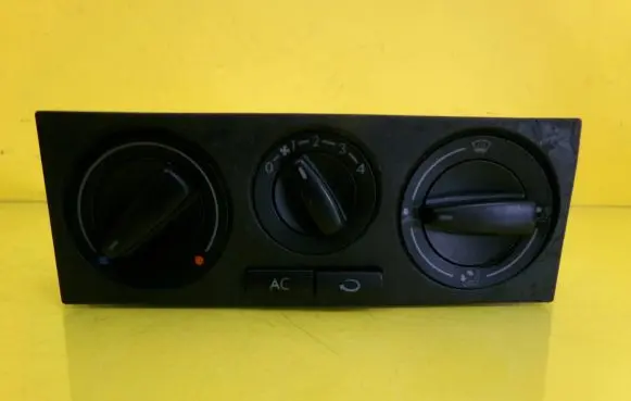 Volkswagen Golf IV Climate control/heater control trim 1J0820045F