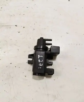 BMW 5 E60 E61 Turbo solenoid valve 70057900