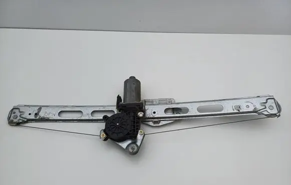Mercedes-Benz A W168 Front door window regulator with motor 0130821673