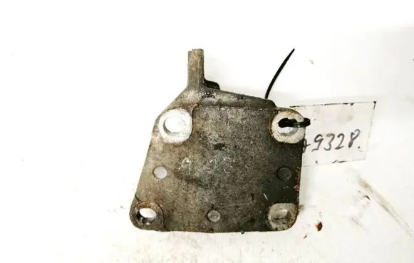 Land Rover Freelander Engine mounting bracket tau100060