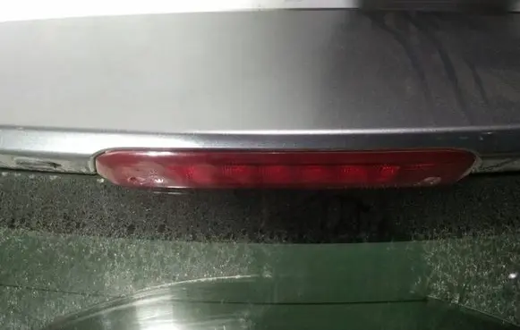 Dodge Journey Third/center stoplight