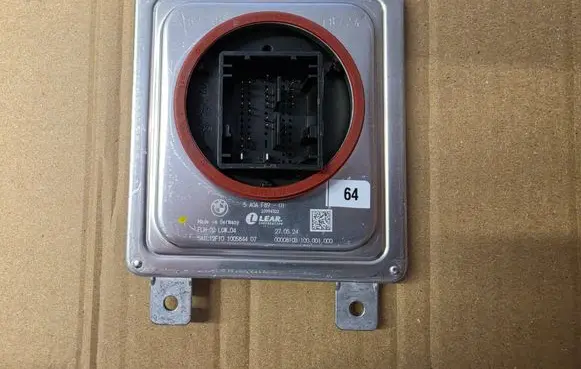 BMW 4 G22 G23 G24 G26 Headlight ballast module Xenon 5A0AF8901