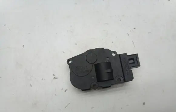 BMW 1 E81 E87 Air flap motor/actuator EFB322