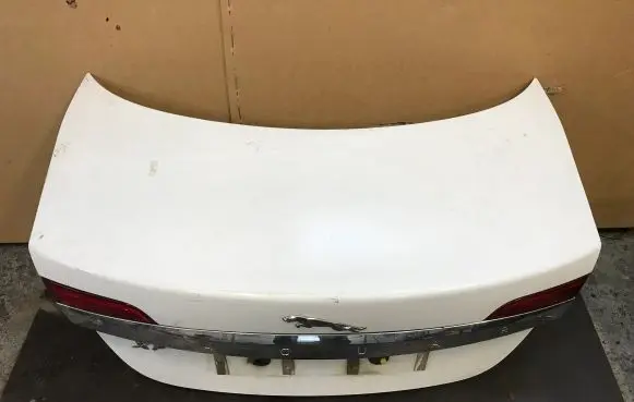 Jaguar XF Tailgate/trunk/boot lid